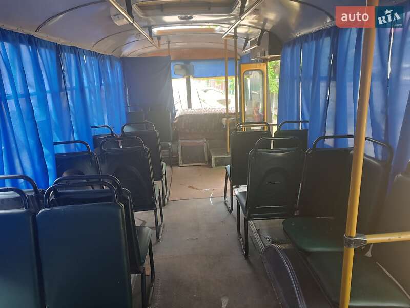 Пригородный автобус ПАЗ 3205 2003 в Трускавце