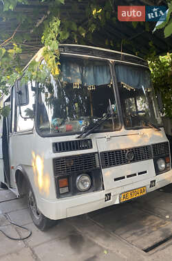 Міський автобус ПАЗ 3205 2006 в Кривому Розі