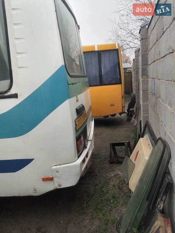 Міський автобус ПАЗ 3205 2003 в Житомирі