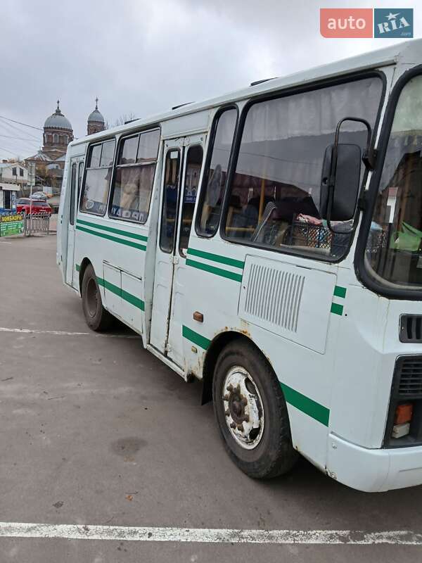 Другие автобусы ПАЗ 3205 2005 в Лебедине