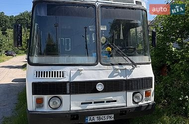 Пригородный автобус ПАЗ 3205 2003 в Виннице фото Пригородный автобус ПАЗ 3205 2003 в Виннице