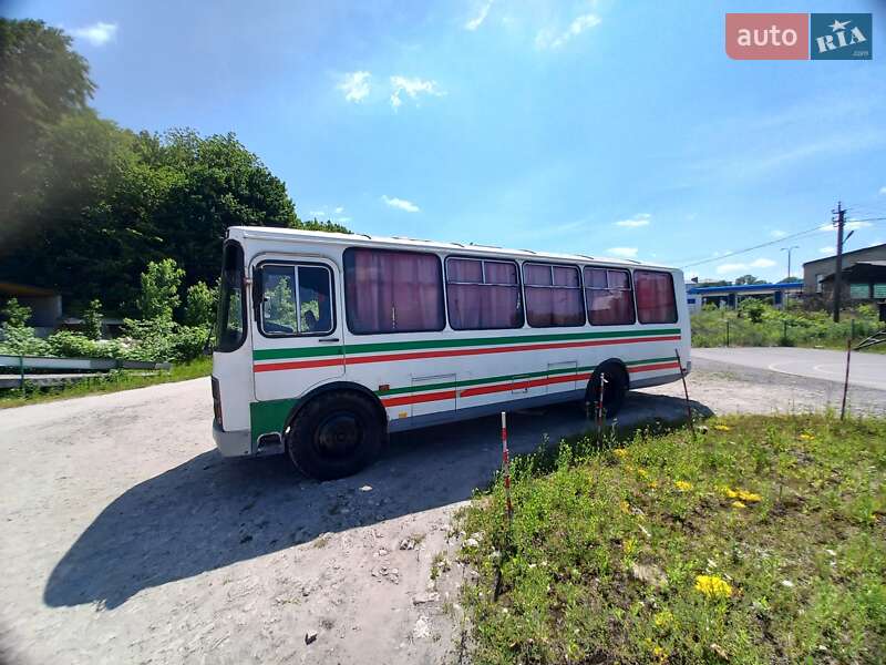 Приміський автобус ПАЗ 4234 2006 в Кременці