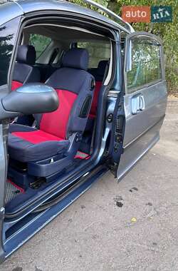Микровэн Peugeot 1007 2005 в 
