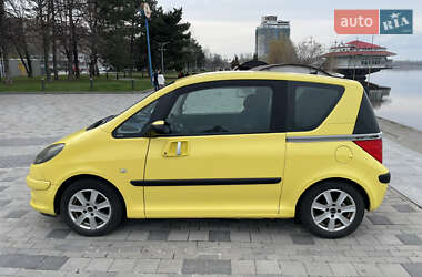 Микровэн Peugeot 1007 2005 в 
