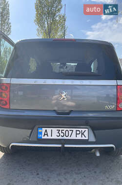 Микровэн Peugeot 1007 2006 в 
