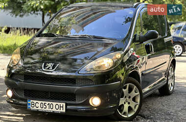Микровэн Peugeot 1007 2008 в Львове