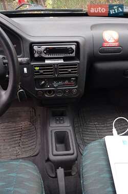 Хэтчбек Peugeot 106 1997 в 