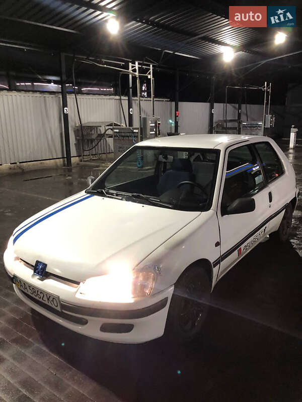 Хэтчбек Peugeot 106 1998 в Киеве