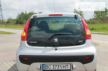 Хэтчбек Peugeot 107 Hatchback (5d) 2011 в Дрогобыче