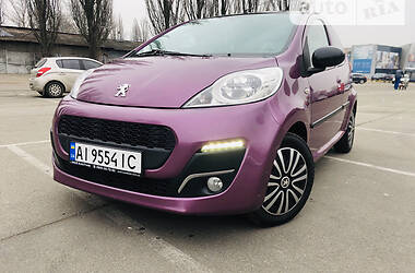 Хэтчбек Peugeot 107 Hatchback (5d) 2013 в Киеве