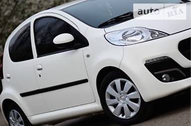 Хэтчбек Peugeot 107 2013 в Львове