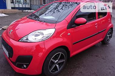 Хэтчбек Peugeot 107 2011 в Николаеве