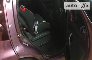 Хэтчбек Peugeot 107 2014 в Запорожье