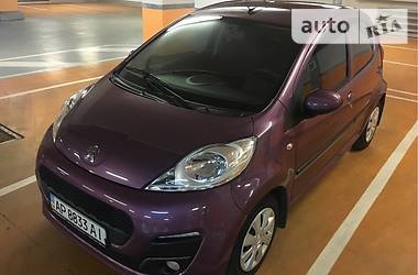 Хэтчбек Peugeot 107 2014 в Запорожье