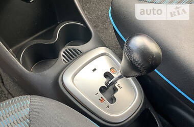 Хетчбек Peugeot 107 2012 в 
