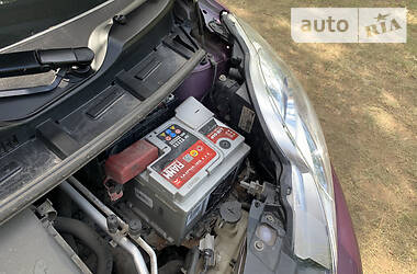 Хетчбек Peugeot 107 2012 в 
