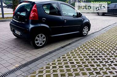 Хетчбек Peugeot 107 2010 в Івано-Франківську