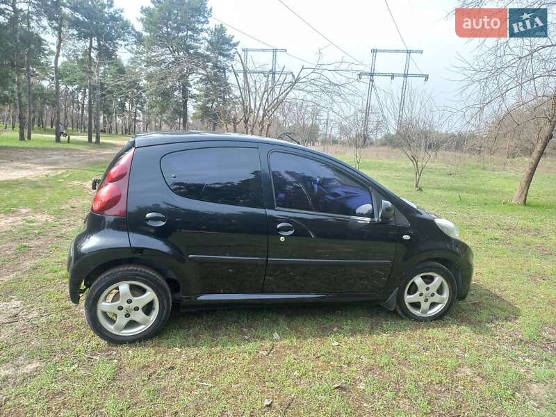 Хетчбек Peugeot 107 2011 в Дніпрі фото 6 Хетчбек Peugeot 107 2011 в Дніпрі