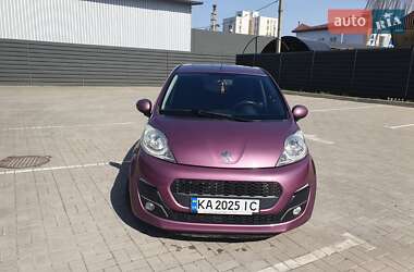 Хэтчбек Peugeot 107 2013 в 