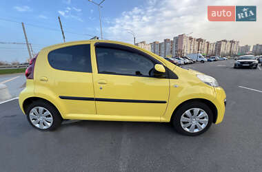 Хэтчбек Peugeot 107 2012 в Киеве