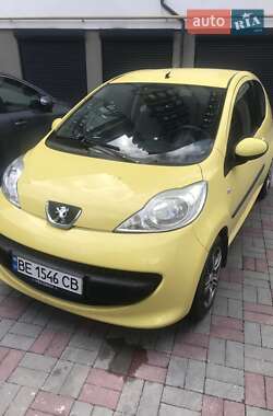 Хэтчбек Peugeot 107 2008 в 