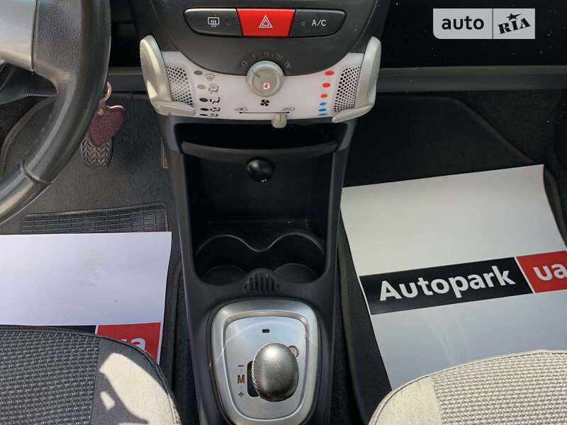 Хэтчбек Peugeot 107 2012 в Виннице