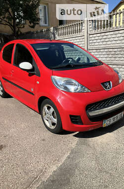 Хетчбек Peugeot 107 2012 в Чернігові