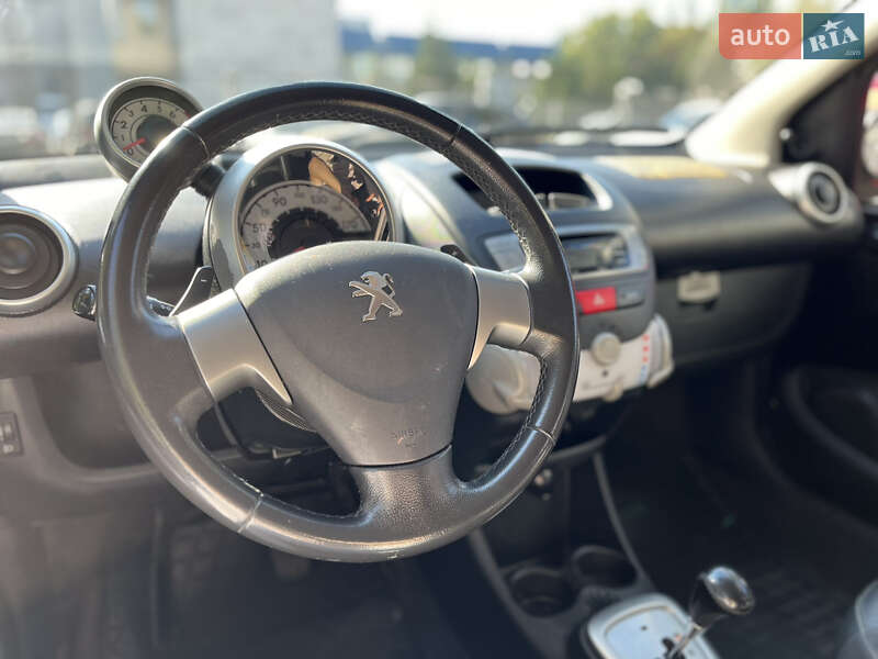 Хетчбек Peugeot 107 2012 в Києві