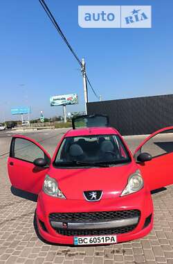 Хетчбек Peugeot 107 2010 в Львові