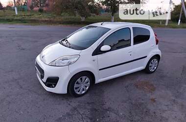 Хэтчбек Peugeot 107 2012 в Луцке