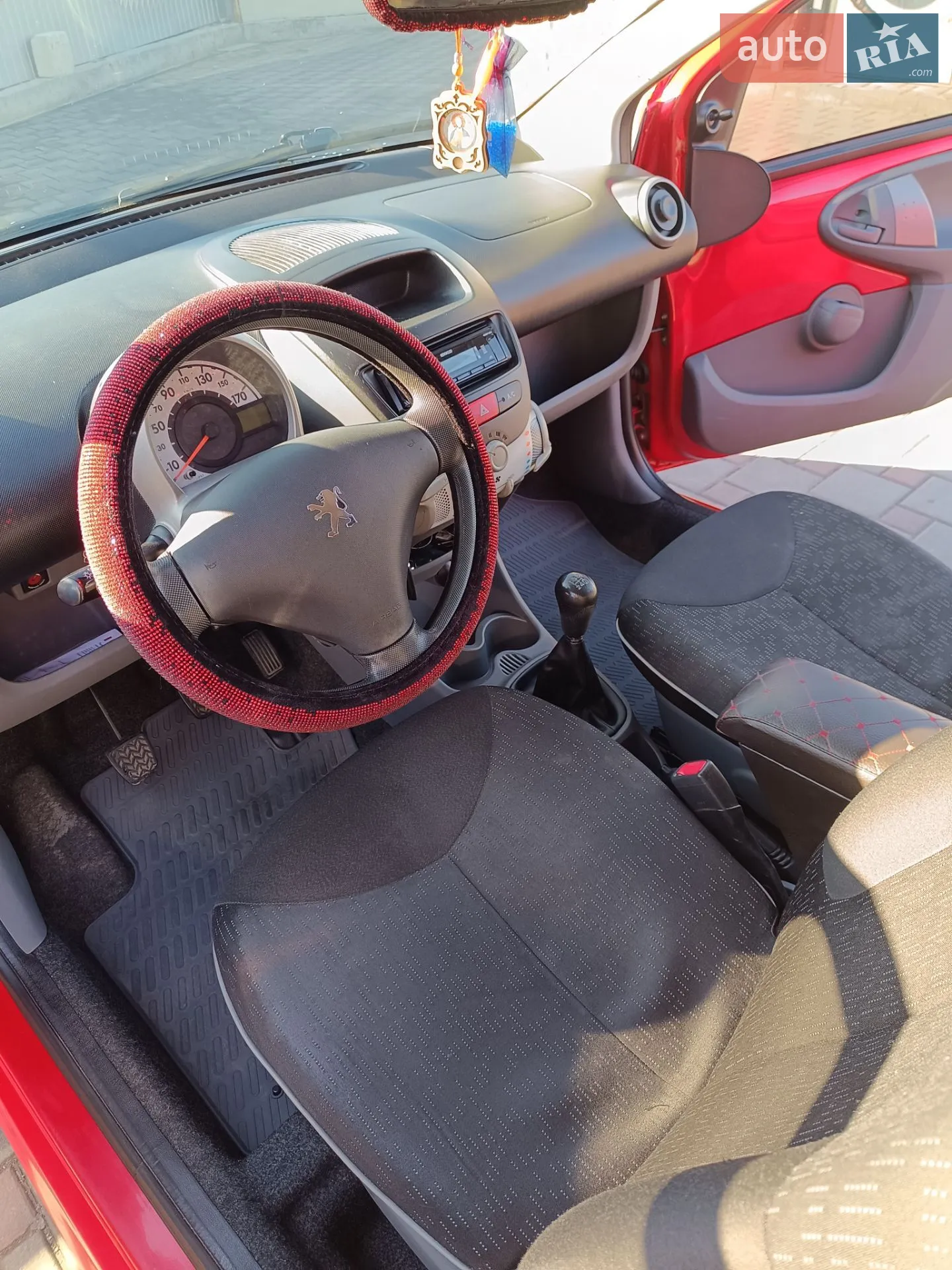 2012 Peugeot 107 - мініатюра 16