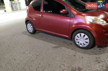 Хетчбек Peugeot 107 2007 в Києві