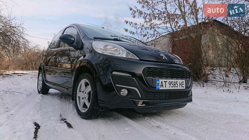 Хетчбек Peugeot 107 2012 в Івано-Франківську