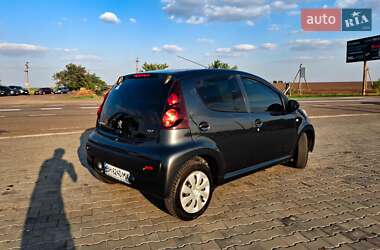 Хетчбек Peugeot 107 2014 в Доброславі