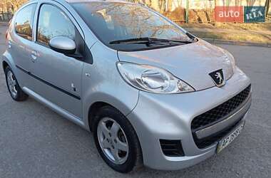 Хетчбек Peugeot 107 2011 в Нікополі