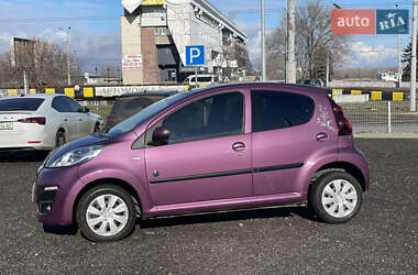 Хэтчбек Peugeot 107 2013 в Днепре