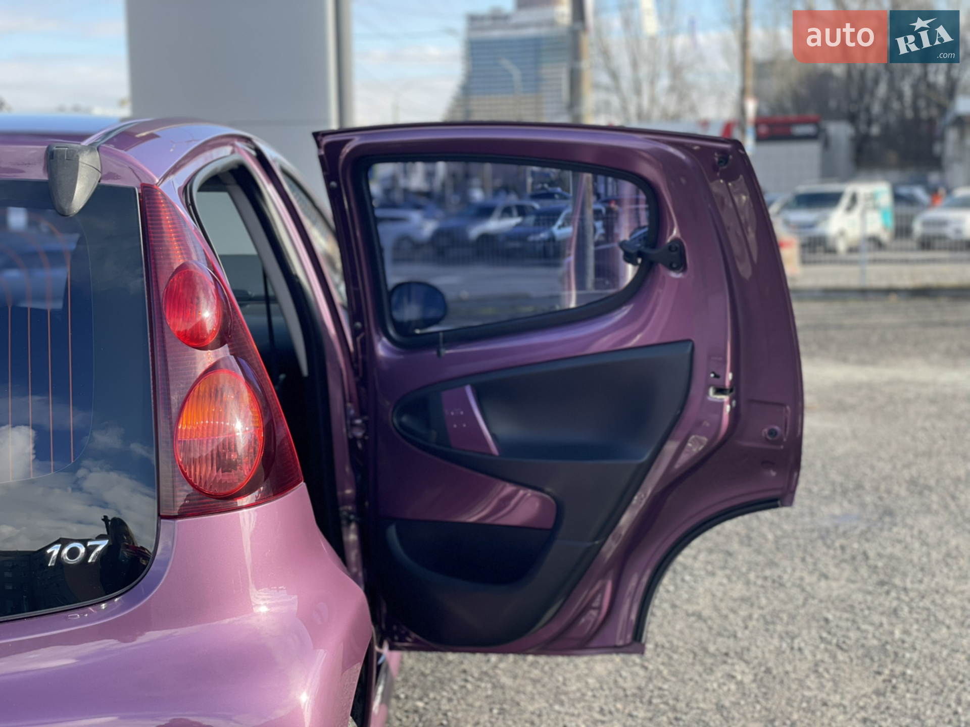 2013 Peugeot 107 - мініатюра 20