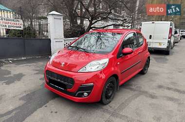 Хетчбек Peugeot 107 2013 в Києві