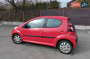 Хетчбек Peugeot 107 2012 в Києві