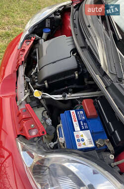 Хетчбек Peugeot 107 2011 в 