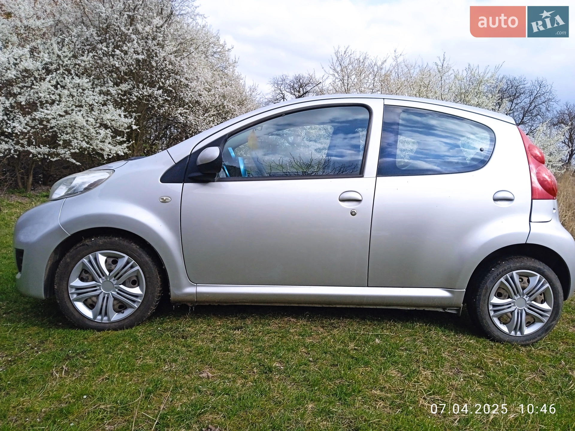 2010 Peugeot 107 - мініатюра 16