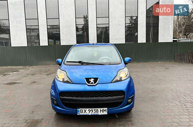 Хэтчбек Peugeot 107 2009 в 