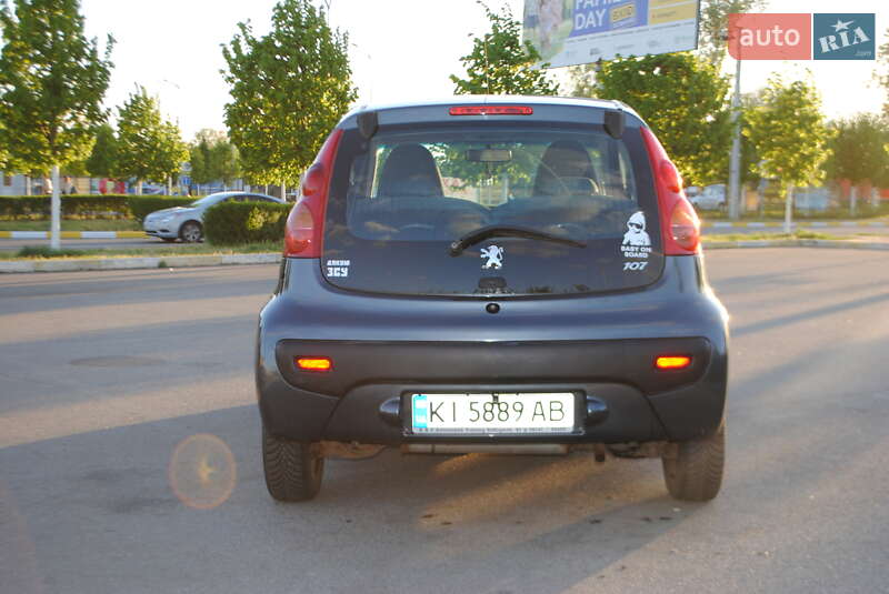 Хэтчбек Peugeot 107 2009 в Буче