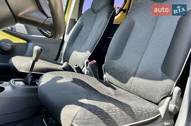 Хетчбек Peugeot 107 2012 в 