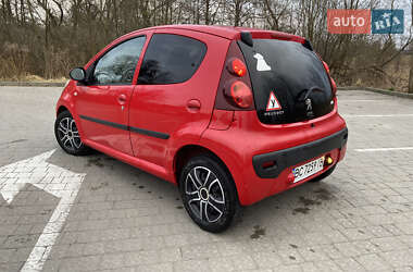 Хетчбек Peugeot 107 2013 в 