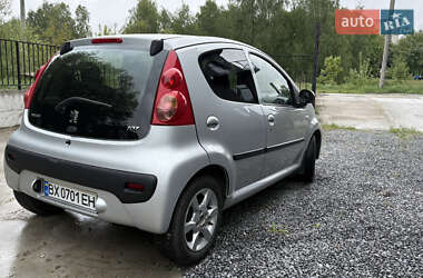 Хетчбек Peugeot 107 2011 в 