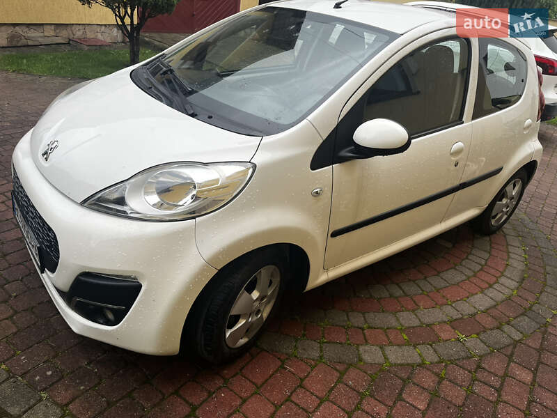 Peugeot 107 2012