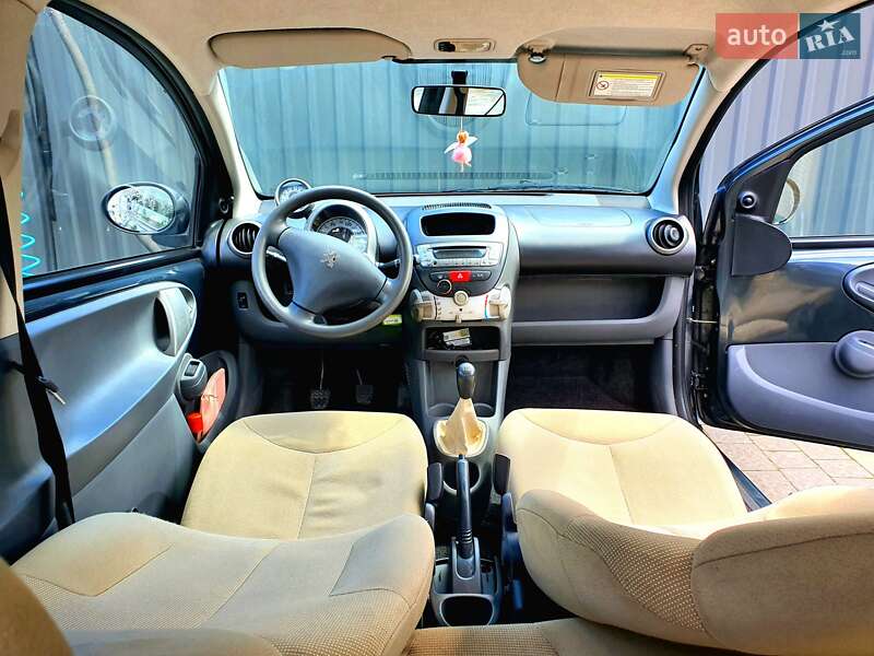 Хетчбек Peugeot 107 2008 в Ужгороді