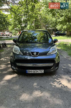 Хэтчбек Peugeot 107 2011 в Одессе