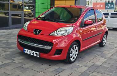 Хетчбек Peugeot 107 2010 в Києві